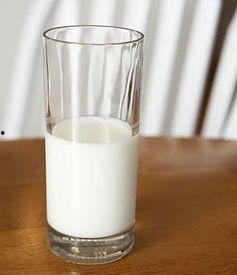 牛奶不能喝最新爆料,最新爆料揭示不能喝真相 第1张 牛奶不能喝最新爆料,最新爆料揭示不能喝真相 第1张